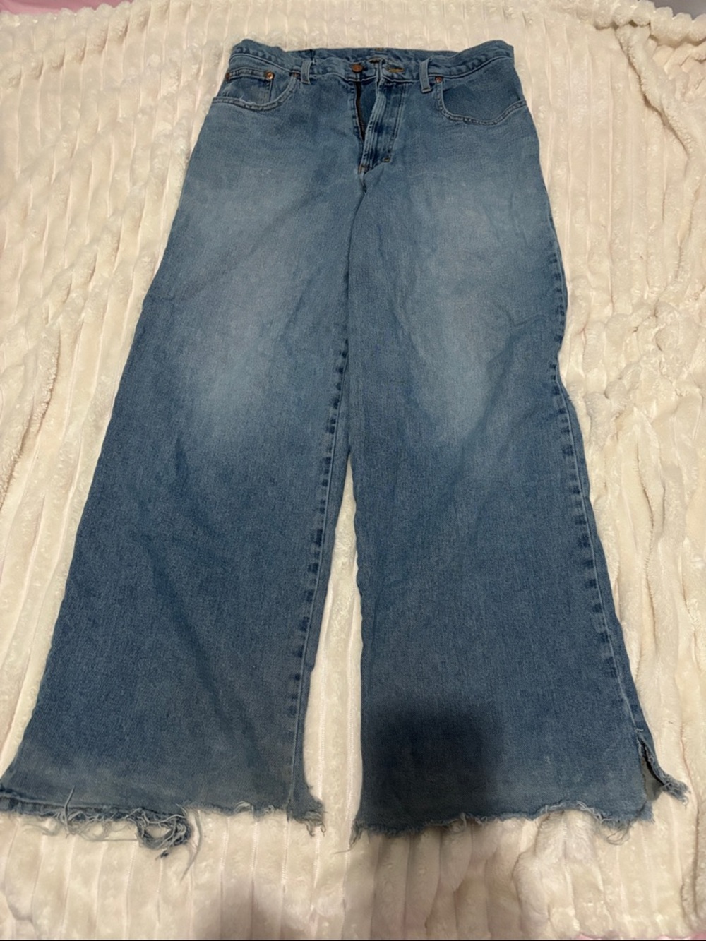 Vintage sutters American legend Mid-Wash Blue Wide-Leg Jeans with Raw Hem